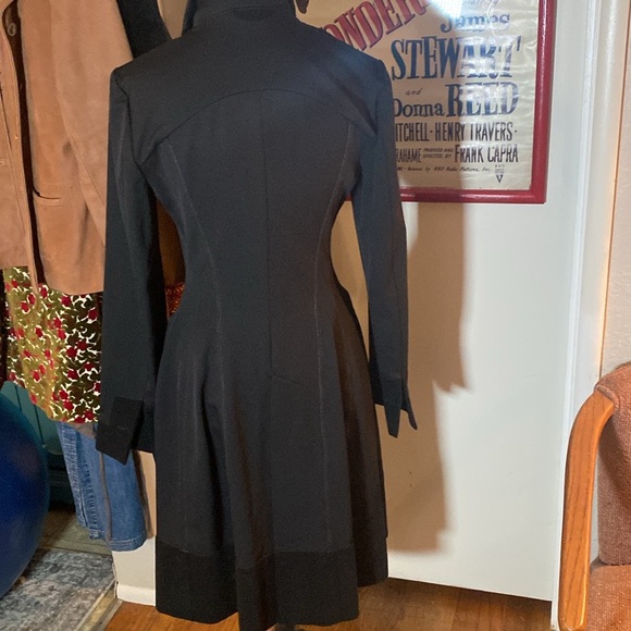 Marithe Francois Girbaud princess cut winter coat. Heavy and warm - Picture 8 of 15